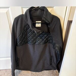 Abercrombie & Fitch Black and Gray Quilted Jacket